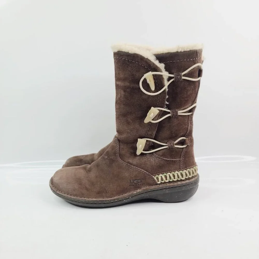 UGG sku brown